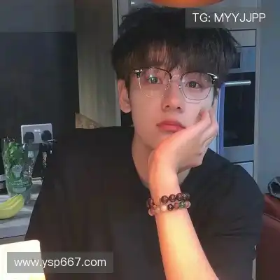 窦芸昀